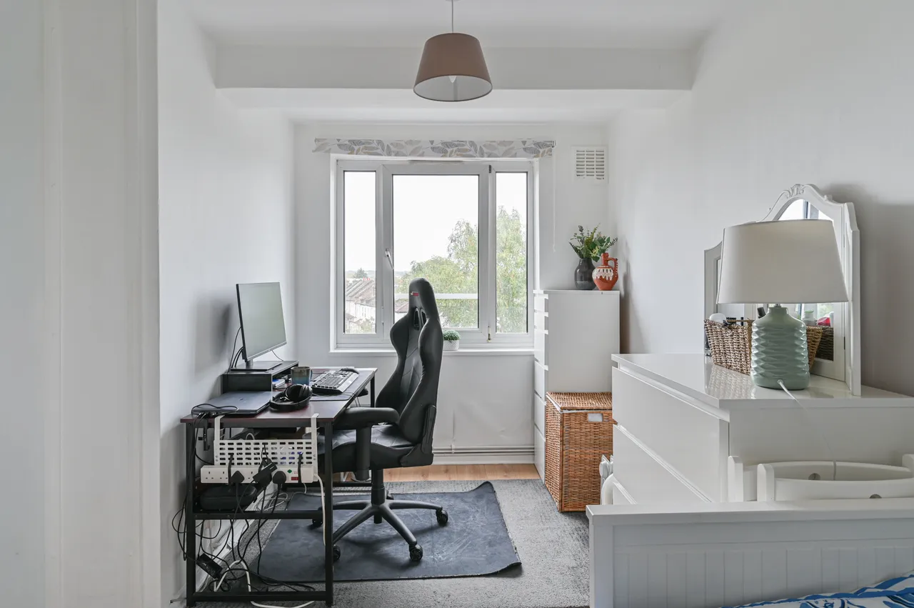 Flat 32, Mainwaring Court, Armfield Crescent, Mitcham, photo 9