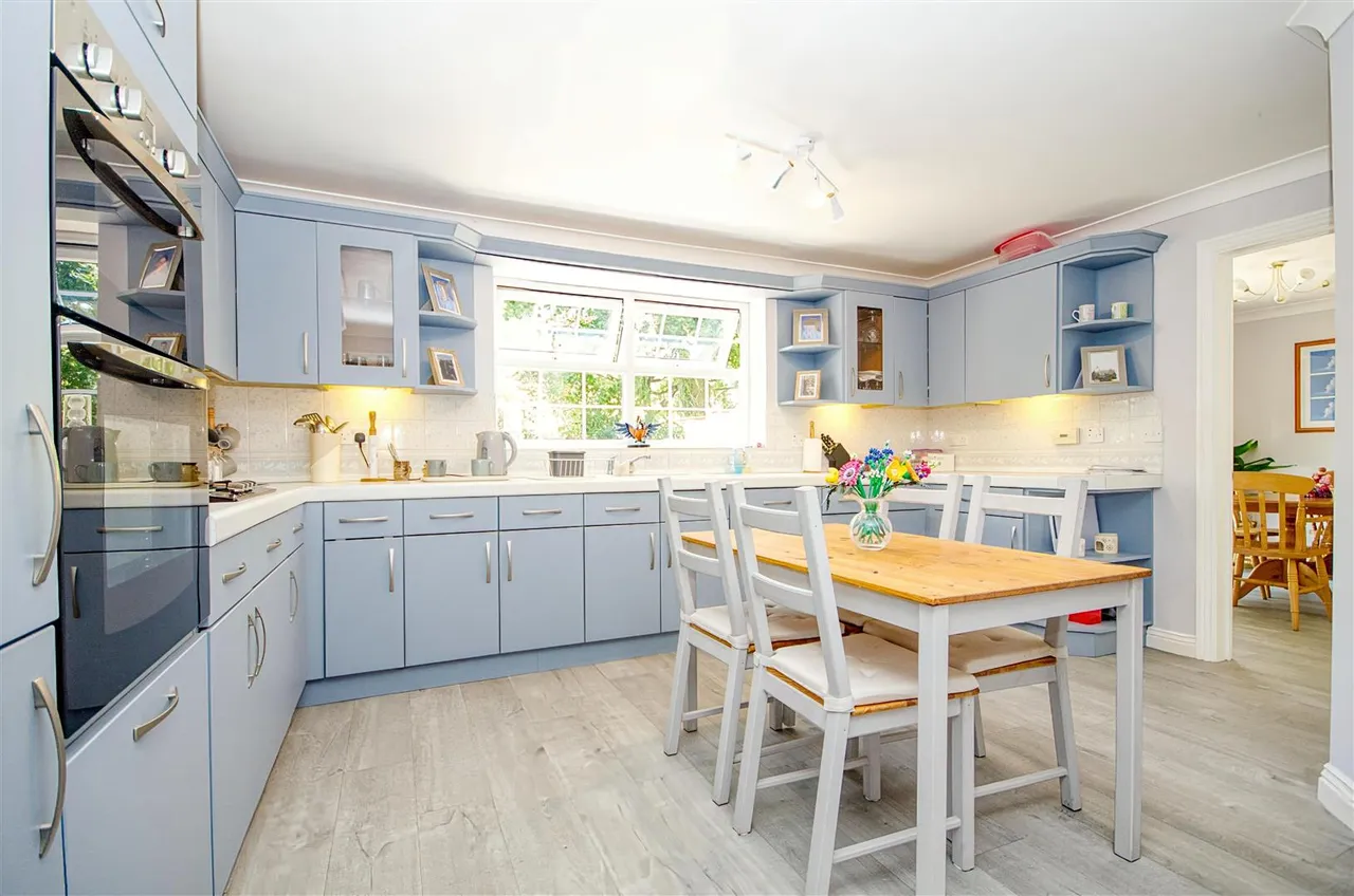 Lime Gardens, West End, Southampton, SO30 3RG, photo 4
