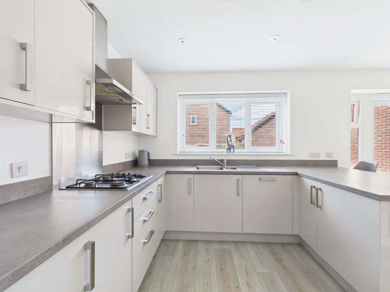 Anderson Road, Sealand, CH5, photo 8