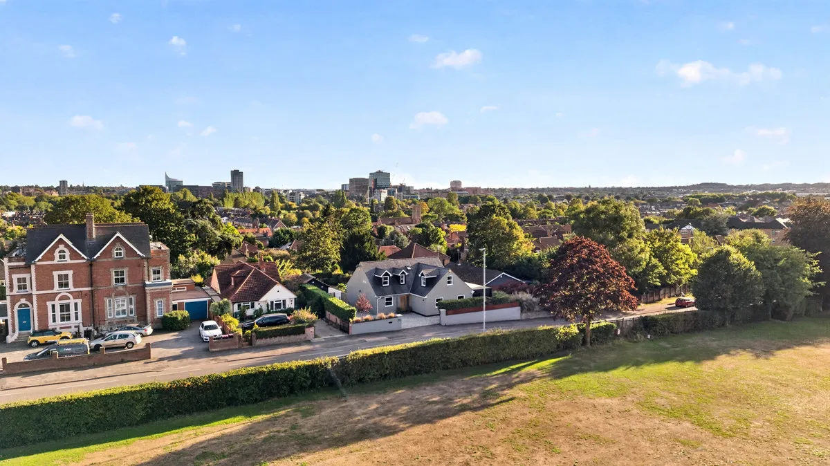 Henley Road, Caversham Reading, RG4, photo 39