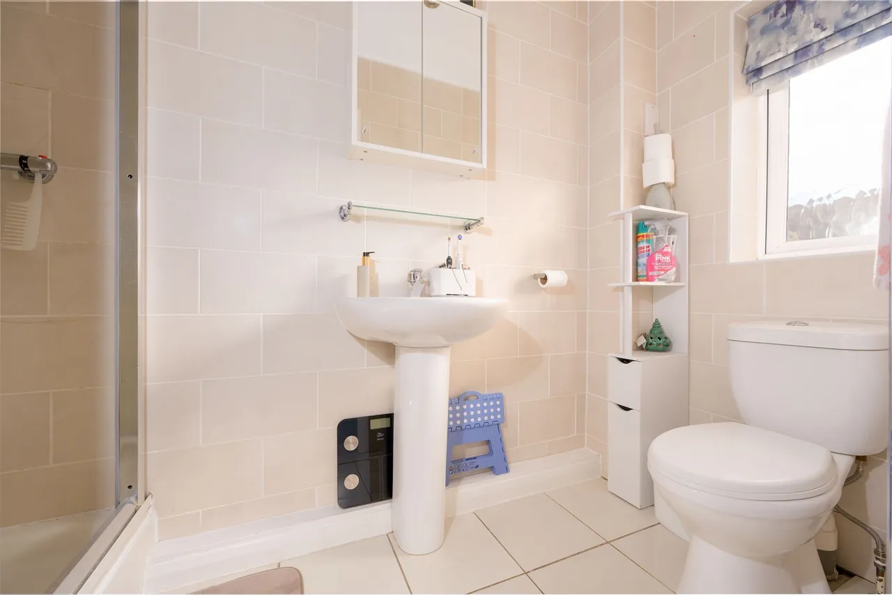 Wilkie Close, Kettering, NN15, photo 11