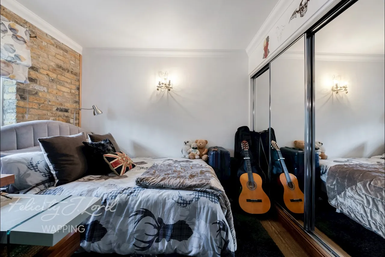St Katharines Way, London, E1W, photo 13