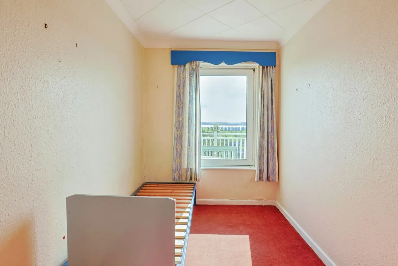 Lulworth Avenue, Poole, BH15, photo 16