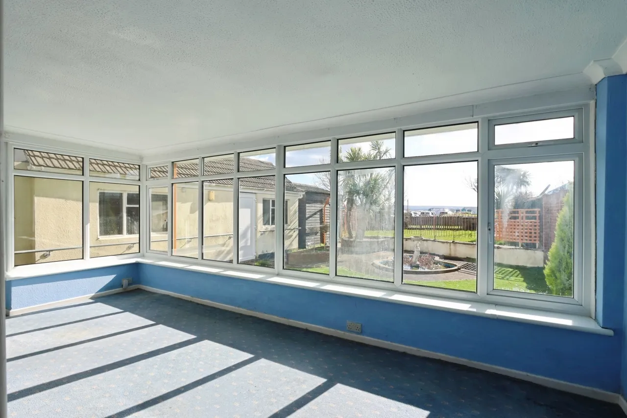 Lulworth Avenue, Poole, BH15, photo 8
