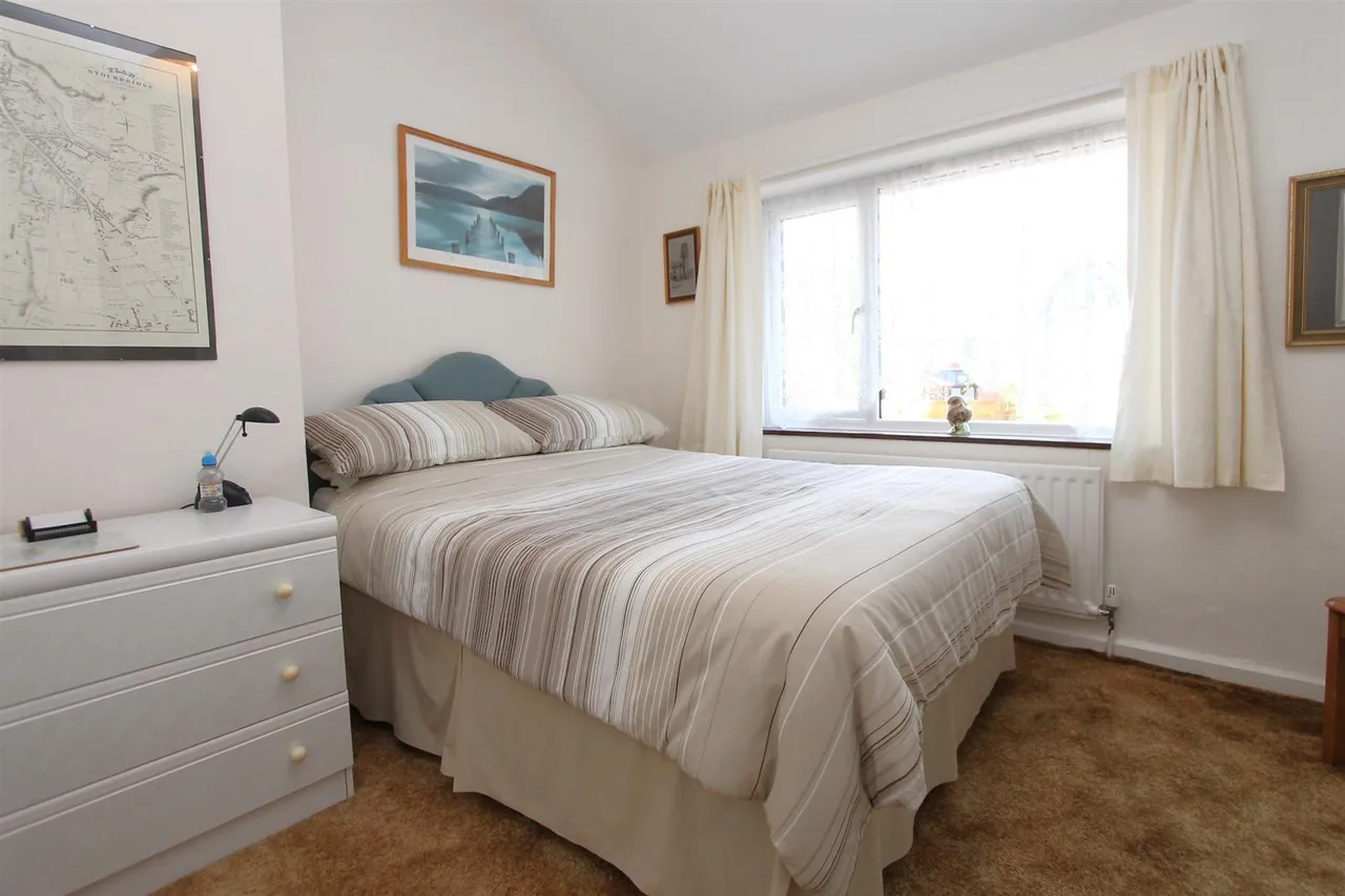 Borough Crescent, Stourbridge, photo 16