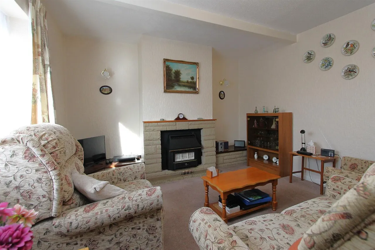 Borough Crescent, Stourbridge, photo 3