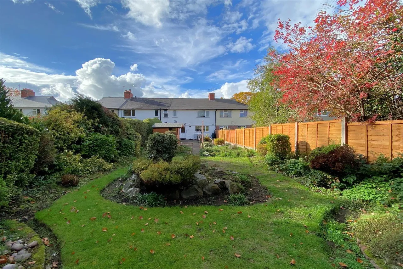 Borough Crescent, Stourbridge, photo 25