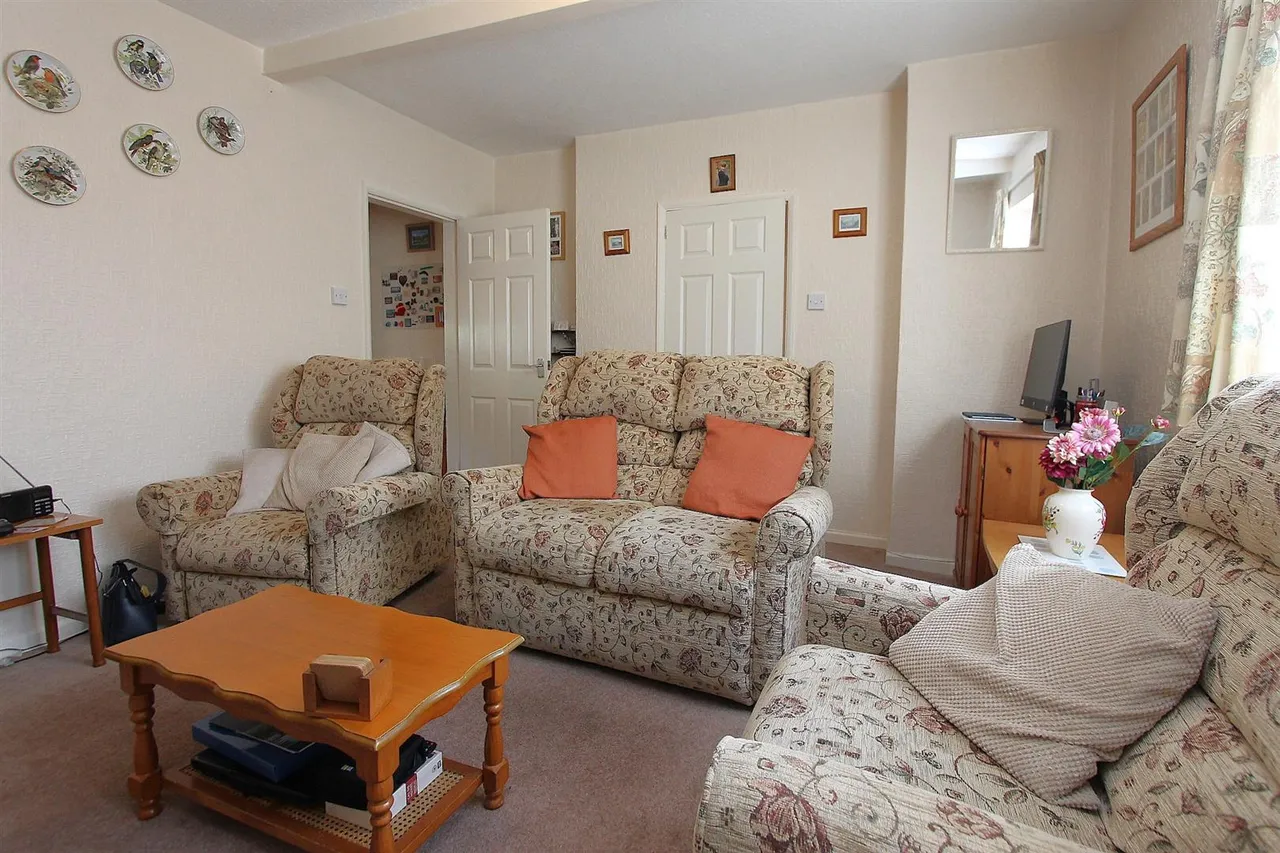 Borough Crescent, Stourbridge, photo 5