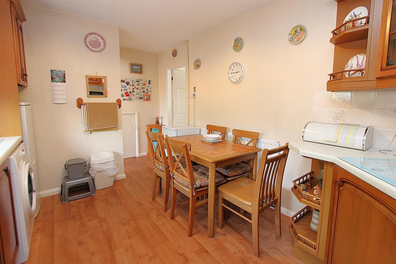 Borough Crescent, Stourbridge, photo 9