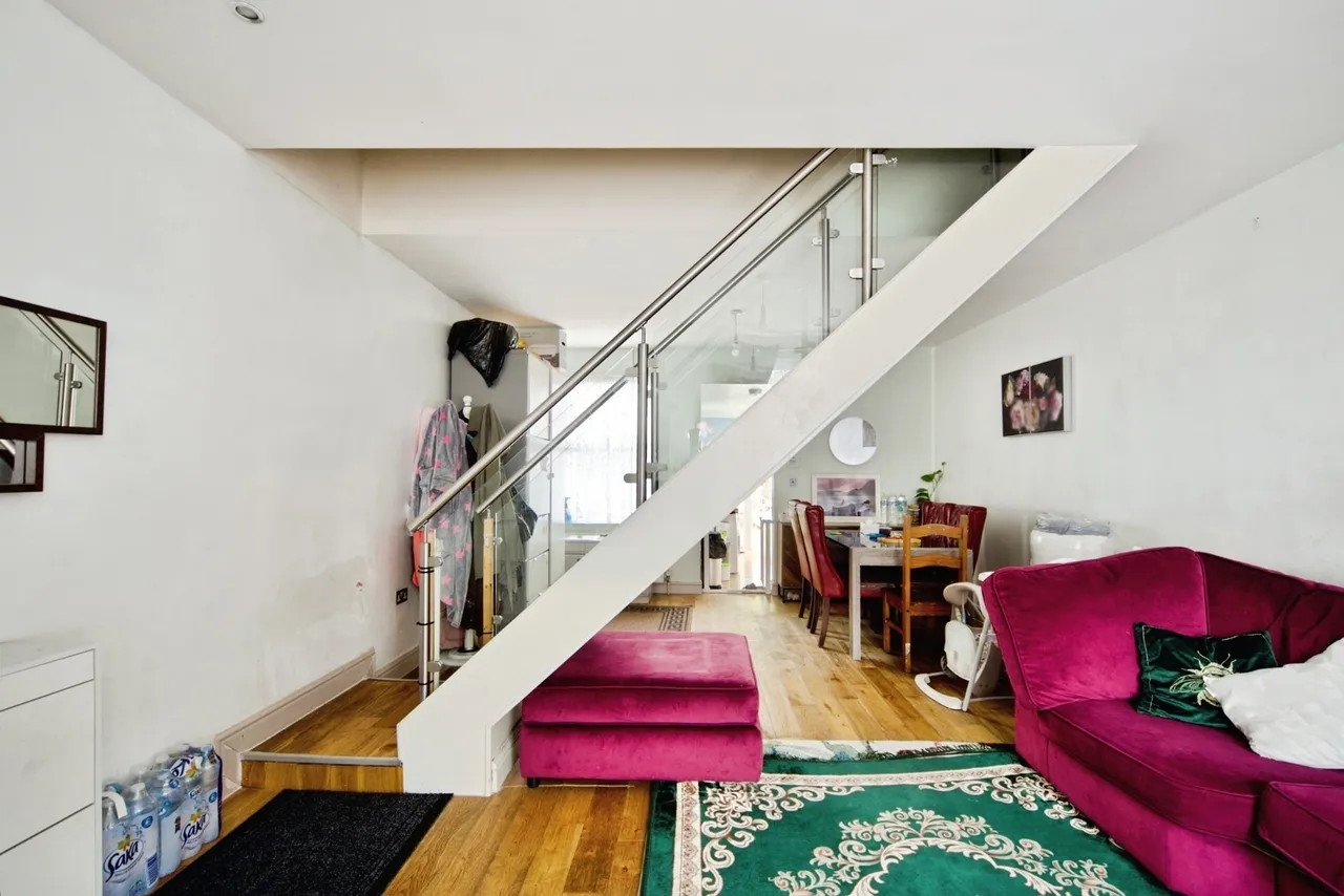 Chingford Road, Walthamstow, E17, photo 2