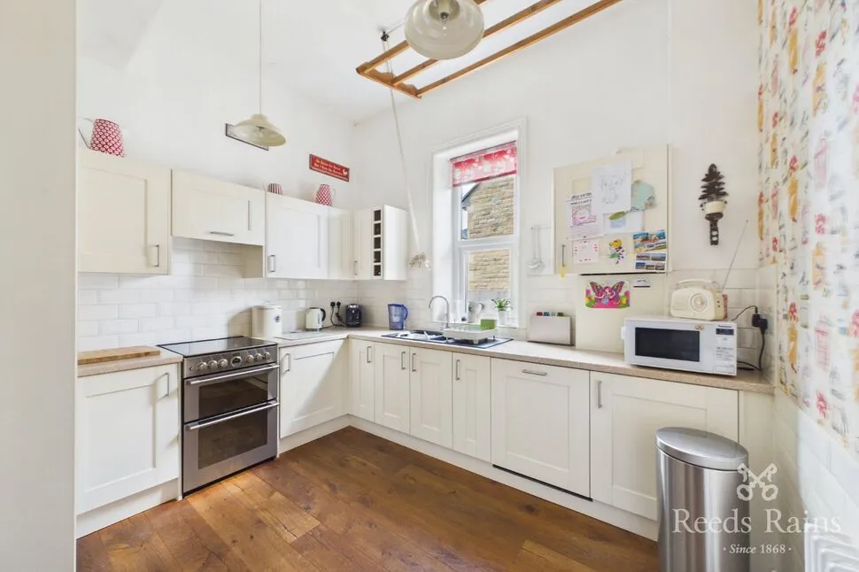Station Road, Ossett, West Yorkshire, WF5, photo 5