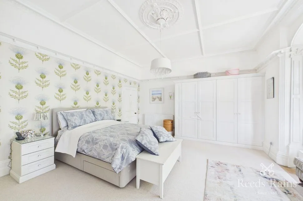 Station Road, Ossett, West Yorkshire, WF5, photo 8