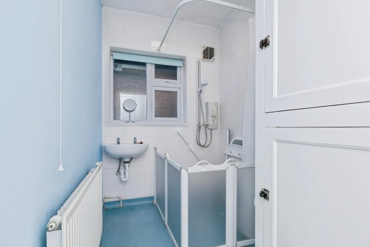 June Avenue, Leicester, LE4, photo 13