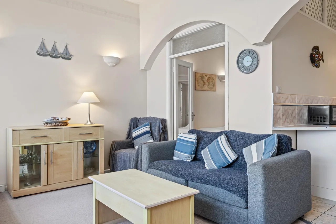 Redcliffe Apartments, Swansea, SA3, photo 4