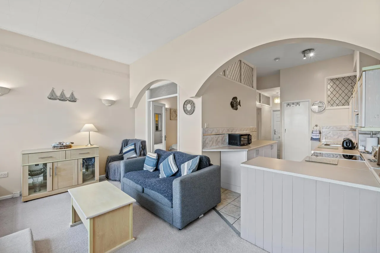 Redcliffe Apartments, Swansea, SA3, photo 5