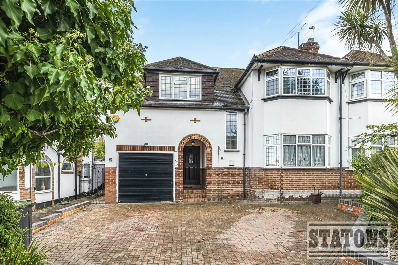 South Lodge Drive, London, N14 4XH, photo 19