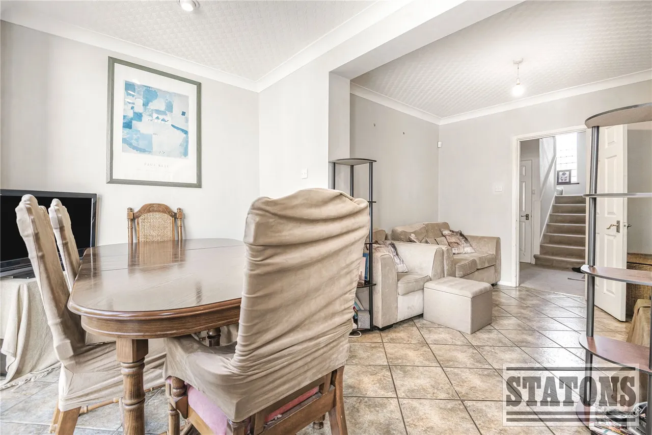 South Lodge Drive, London, N14 4XH, photo 8