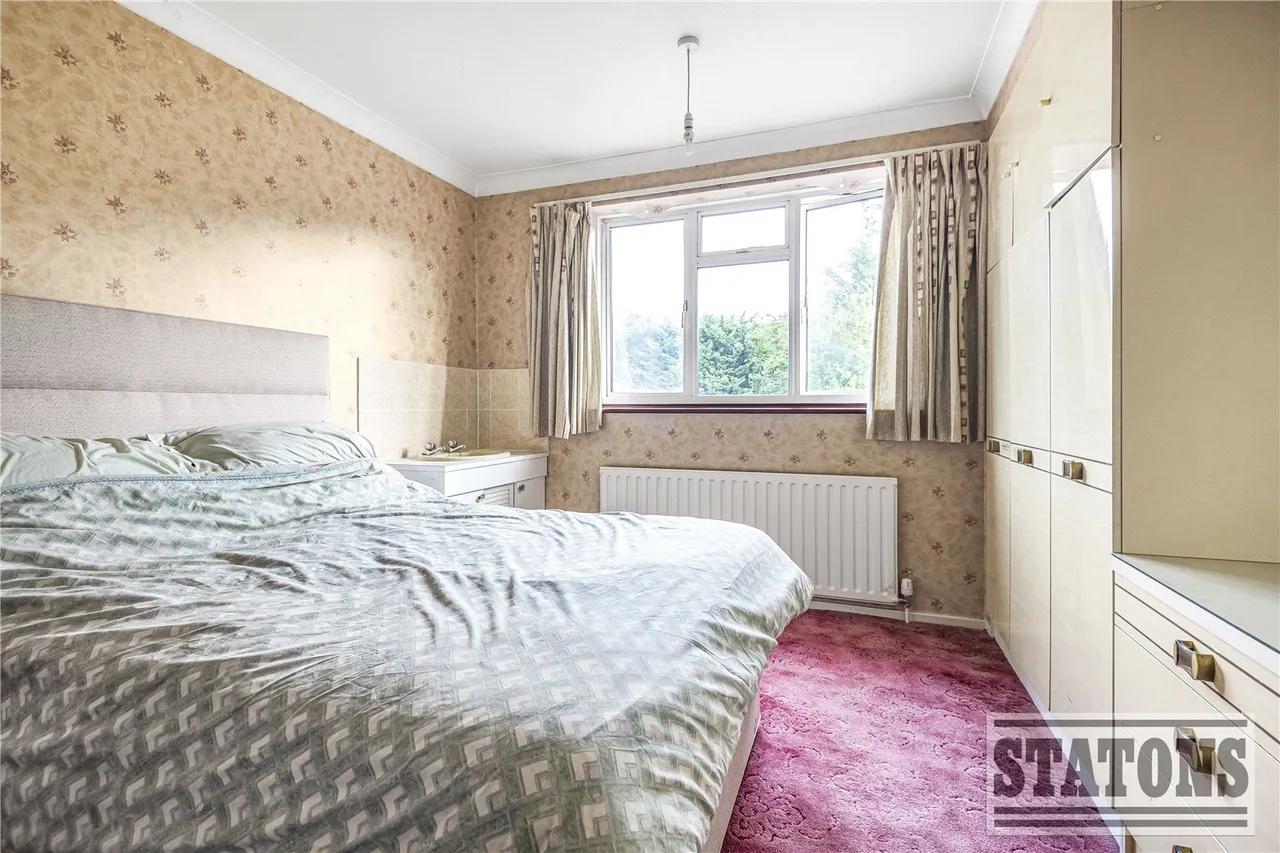 South Lodge Drive, London, N14 4XH, photo 12