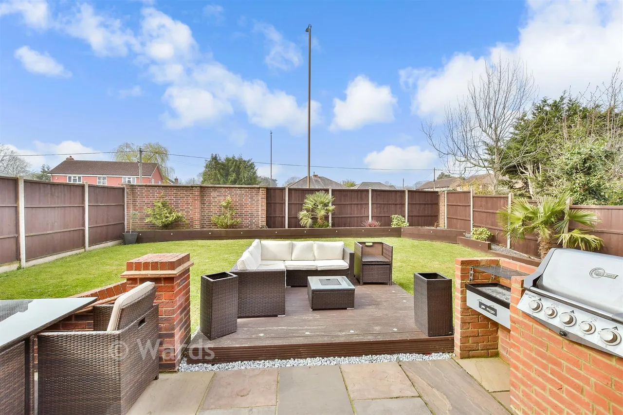 Howells Close, West Kingsdown, TN15, photo 18