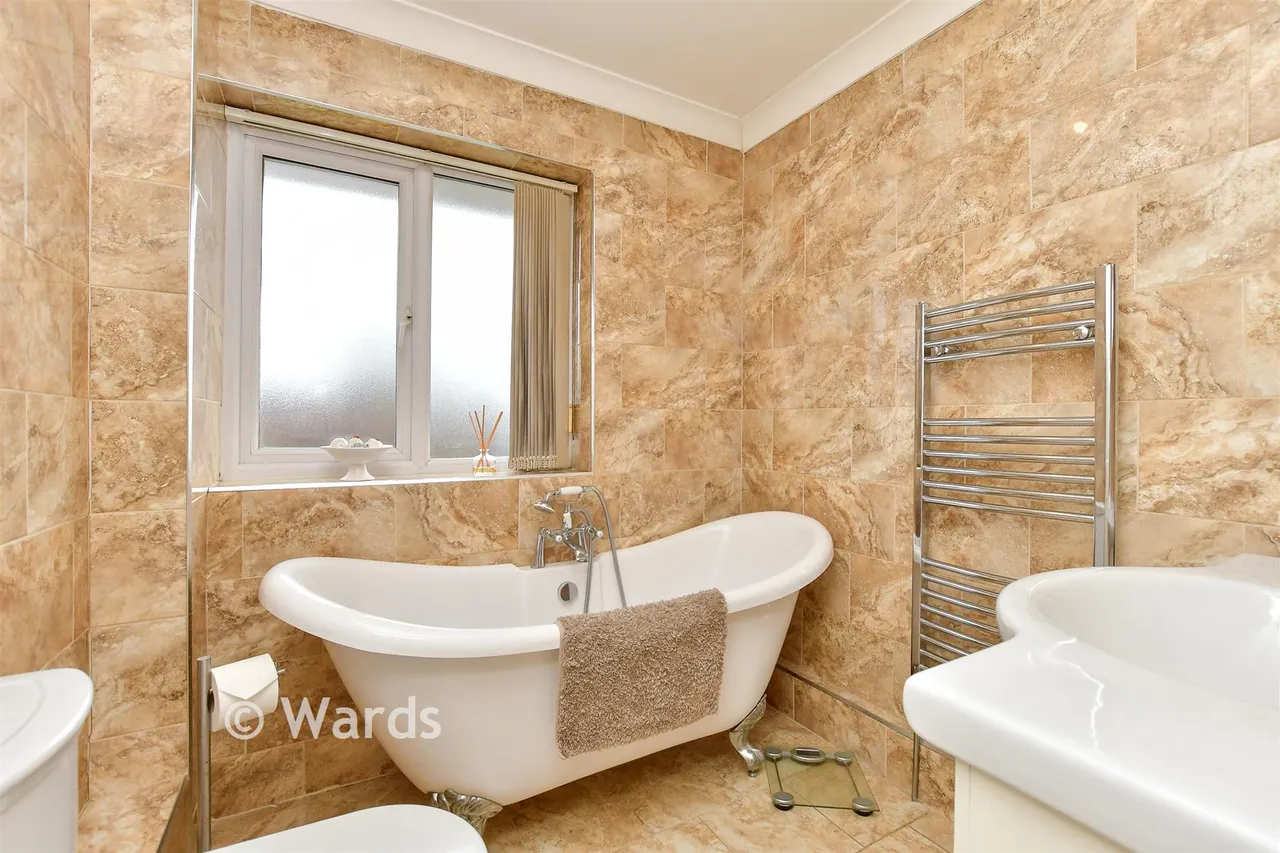 Howells Close, West Kingsdown, TN15, photo 10