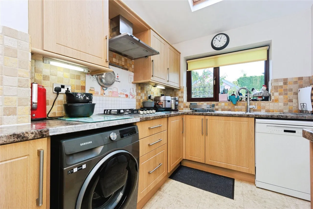 Delaunays Road, Sale, Greater Manchester, M33, photo 17