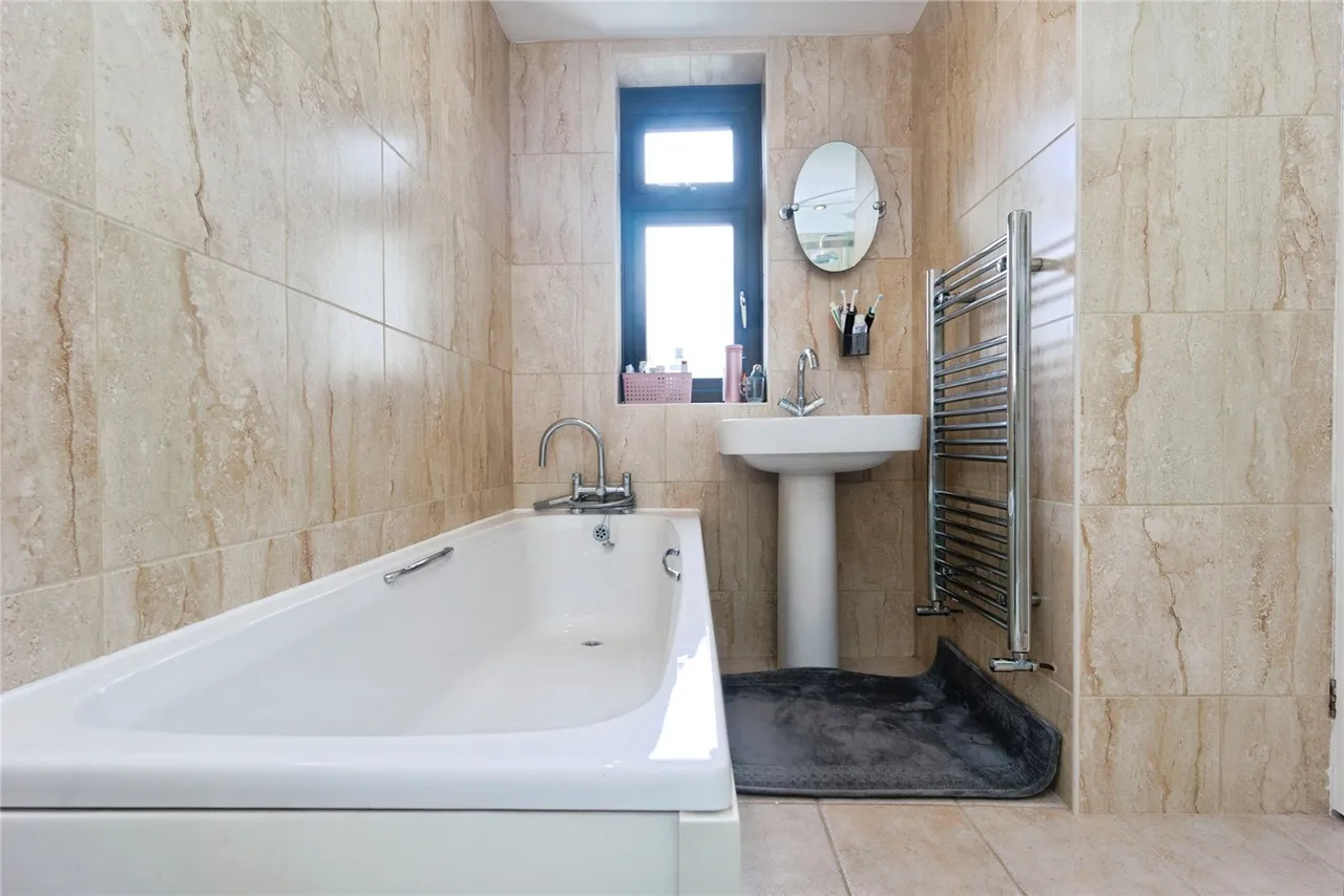 Delaunays Road, Sale, Greater Manchester, M33, photo 12