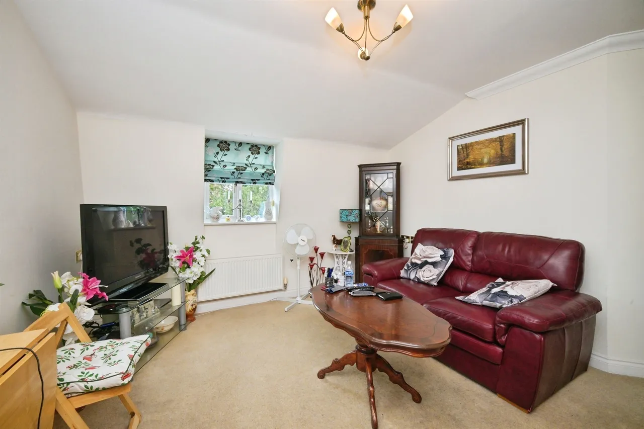 Esdaile Lane, Hoddesdon, photo 12
