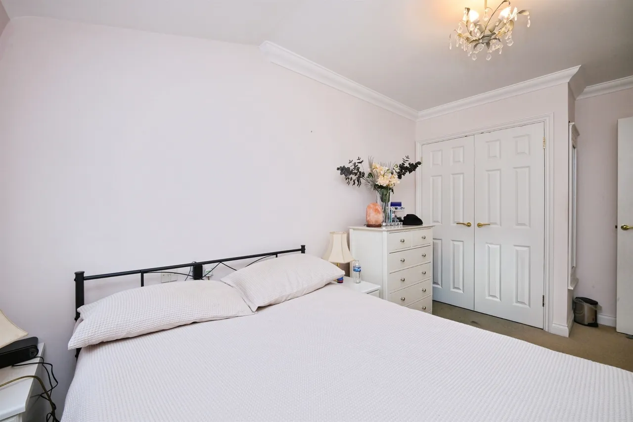 Esdaile Lane, Hoddesdon, photo 9