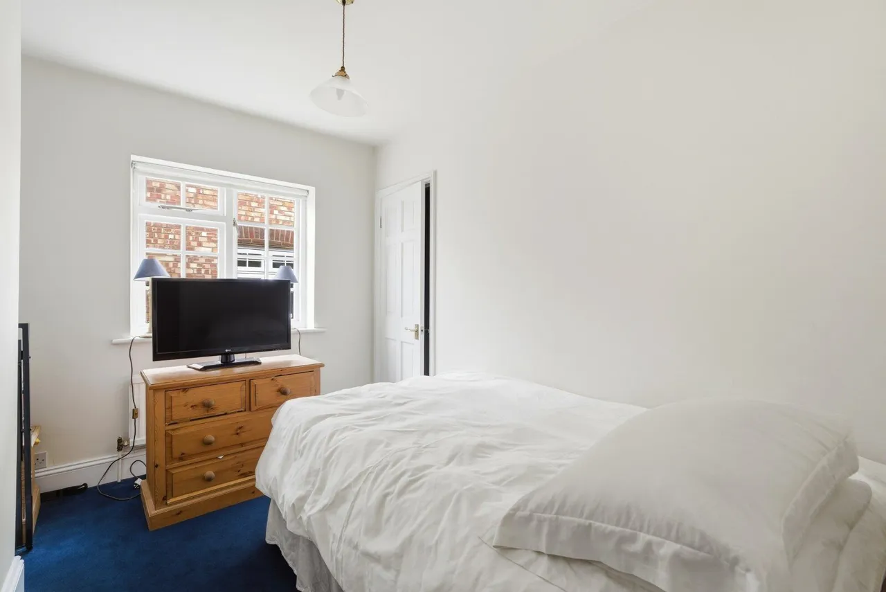 Catherine Street, St. Albans, AL3, photo 10