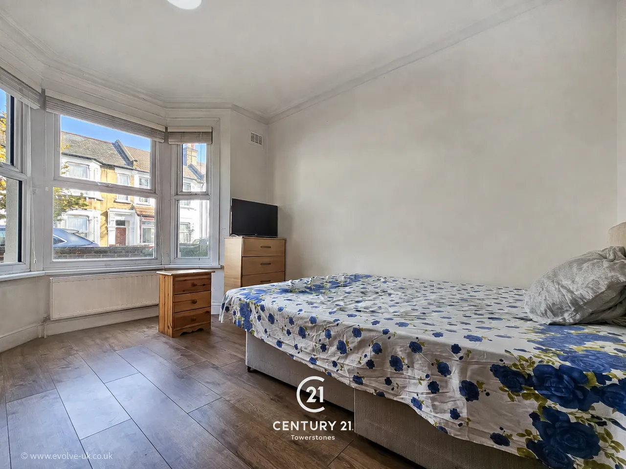 Upton Park Road, London, E7, photo 5