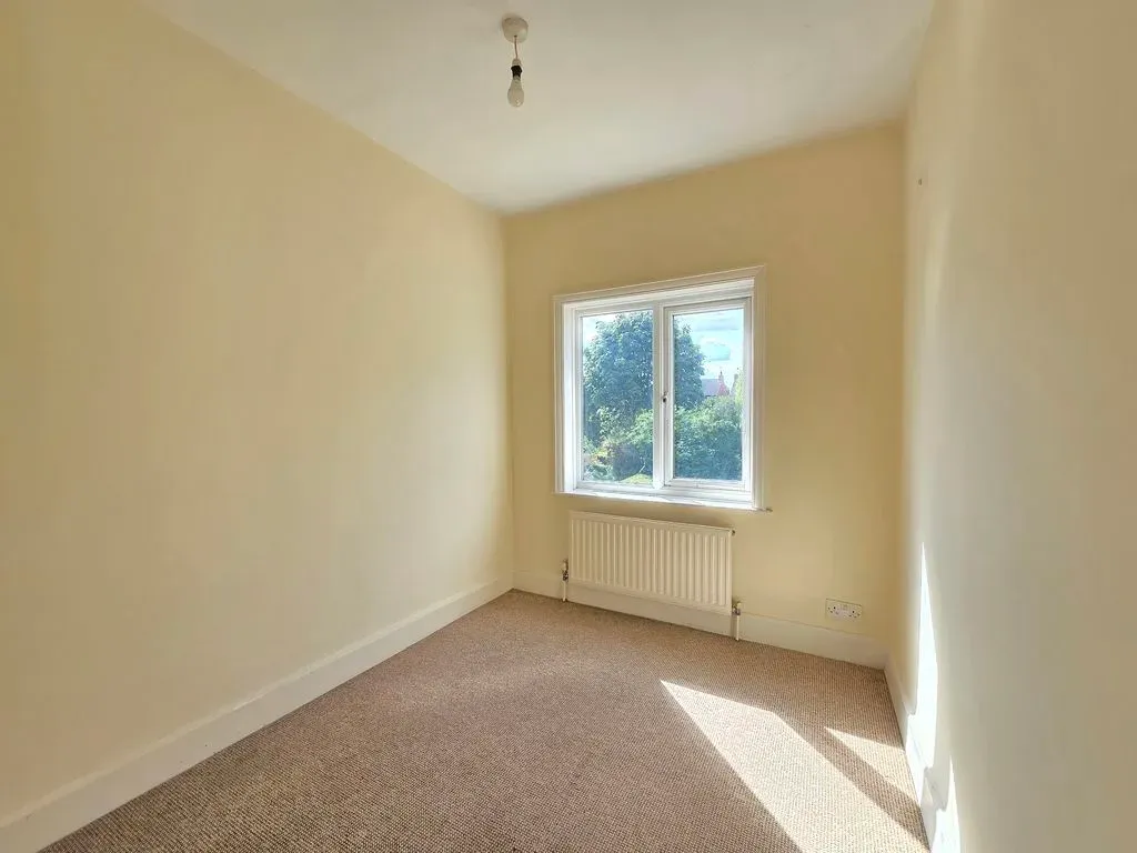 Brooklands Road, Bletchley, Milton Keynes, Buckinghamshire, MK2 2RN, photo 10