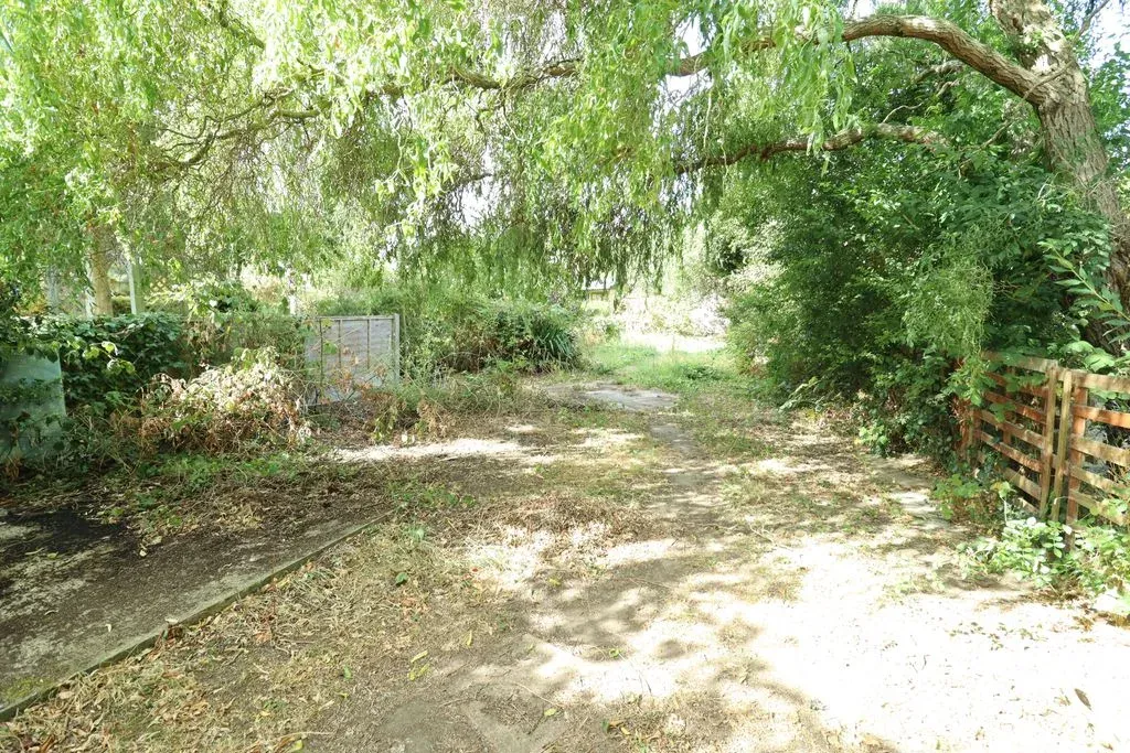 Brooklands Road, Bletchley, Milton Keynes, Buckinghamshire, MK2 2RN, photo 7