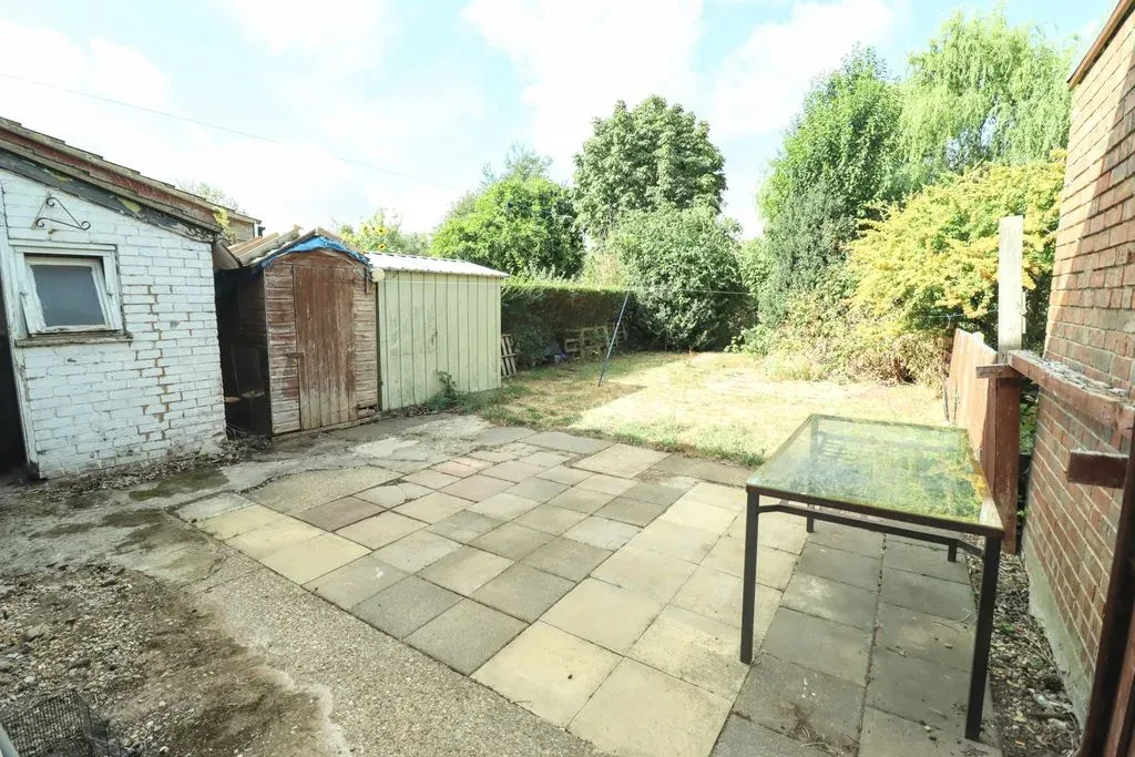 Brooklands Road, Bletchley, Milton Keynes, Buckinghamshire, MK2 2RN, photo 5
