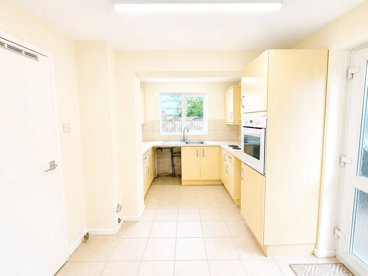 Northallerton Road, Brompton, Northallerton, North Yorkshire, DL6, photo 7