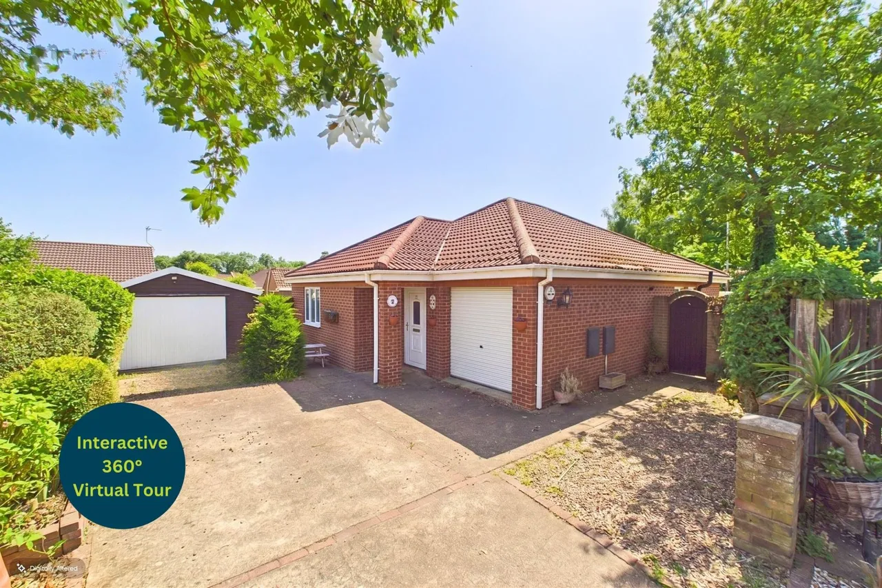 2 bed house for sale, Finchley Close, Barton-Upon-Humber, DN18