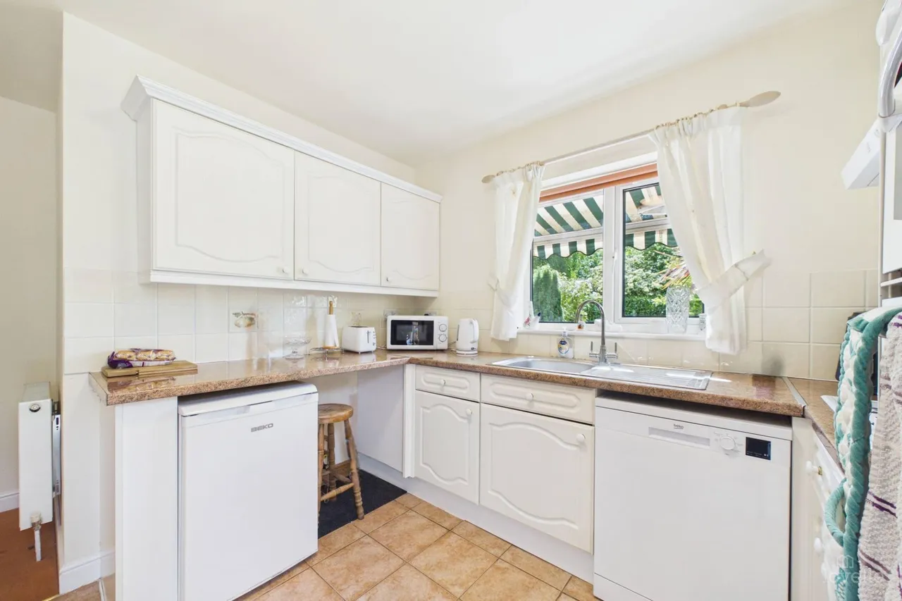 Finchley Close, Barton-Upon-Humber, DN18, photo 4