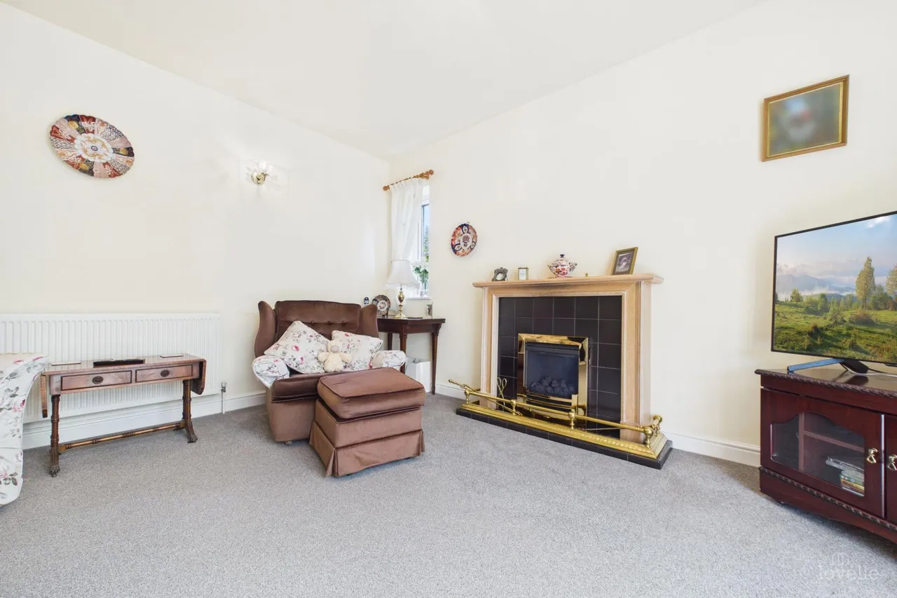 Finchley Close, Barton-Upon-Humber, DN18, photo 7