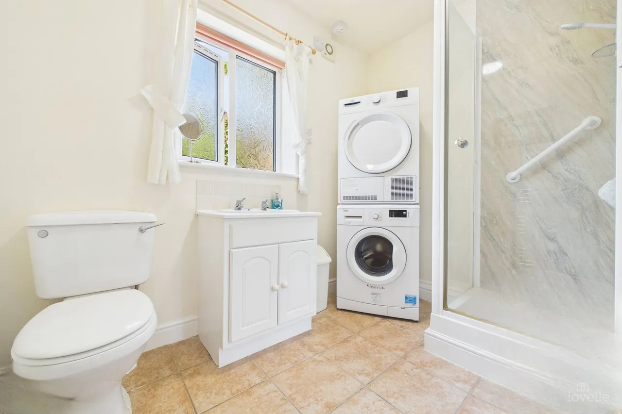 Finchley Close, Barton-Upon-Humber, DN18, photo 16