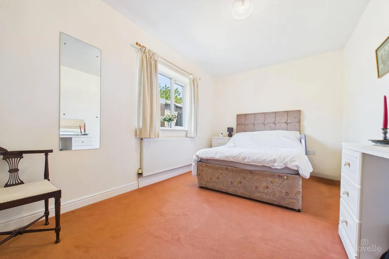 Finchley Close, Barton-Upon-Humber, DN18, photo 12