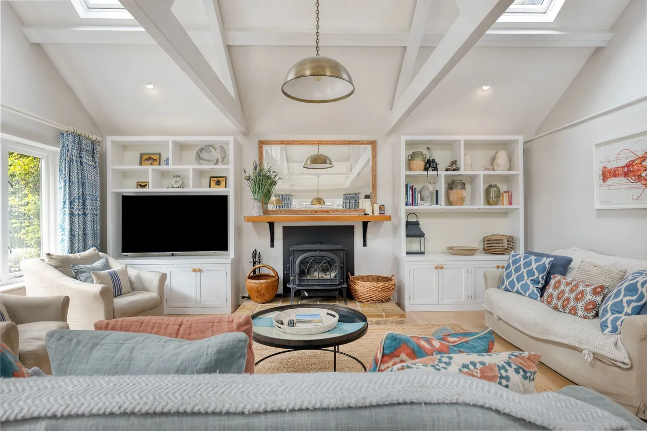 Immaculately Presented Home with Fiel, photo 8