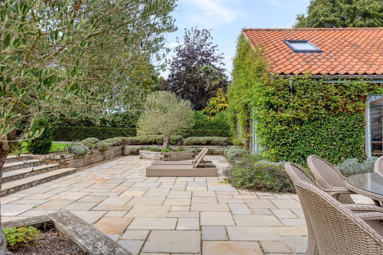 Immaculately Presented Home with Fiel, photo 21