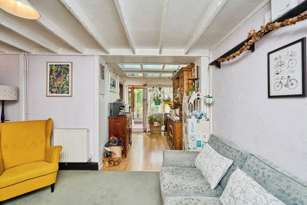 Castle Road, Newport, PO30, photo 37