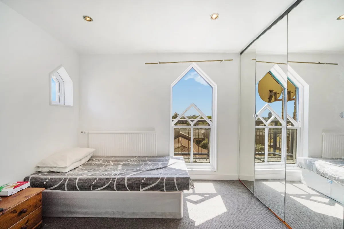 8 bed for sale in Warltersville Road, Archway, N19, photo 21