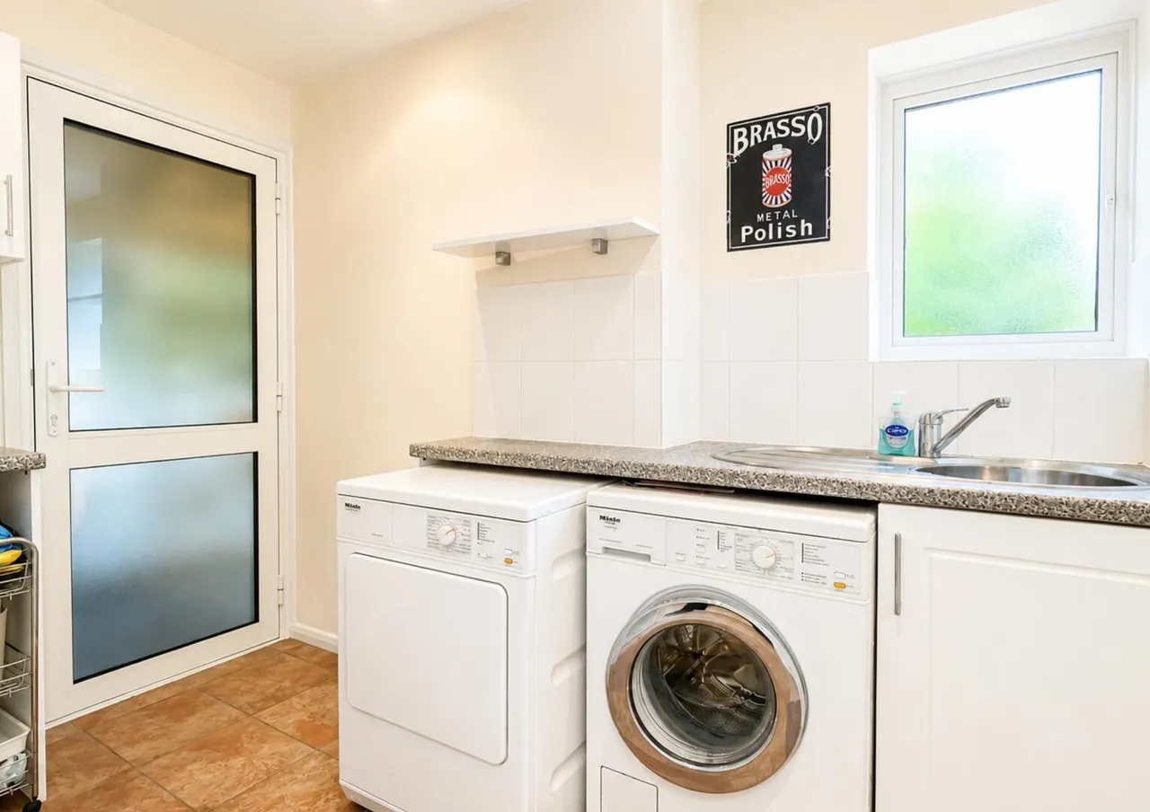 Rylands Beckington, Frome, Somerset BA11 6SD, photo 8