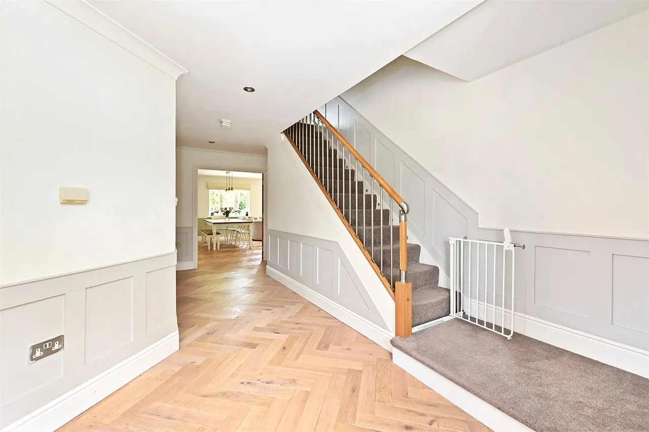 Reading Road, Hook, RG27 9EA, photo 7