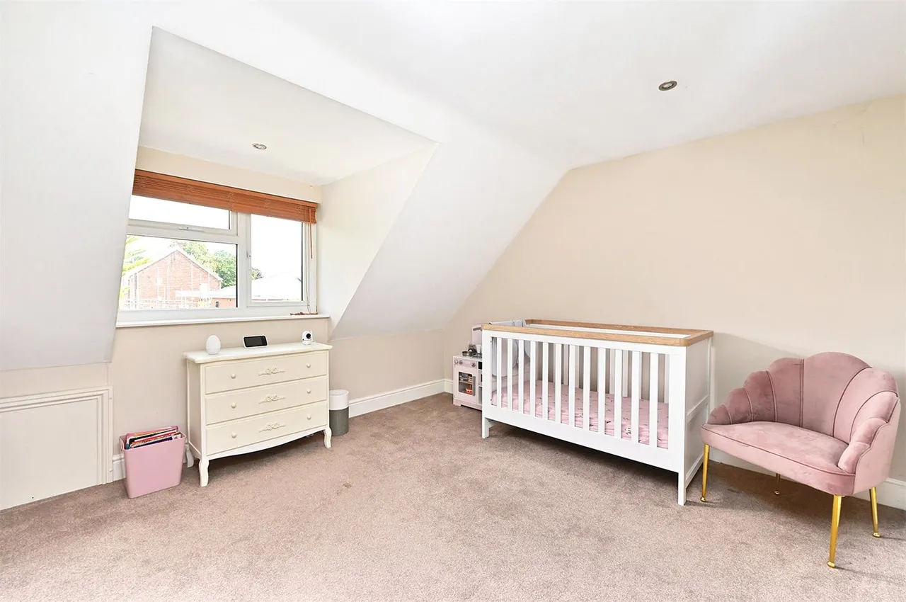 Reading Road, Hook, RG27 9EA, photo 16