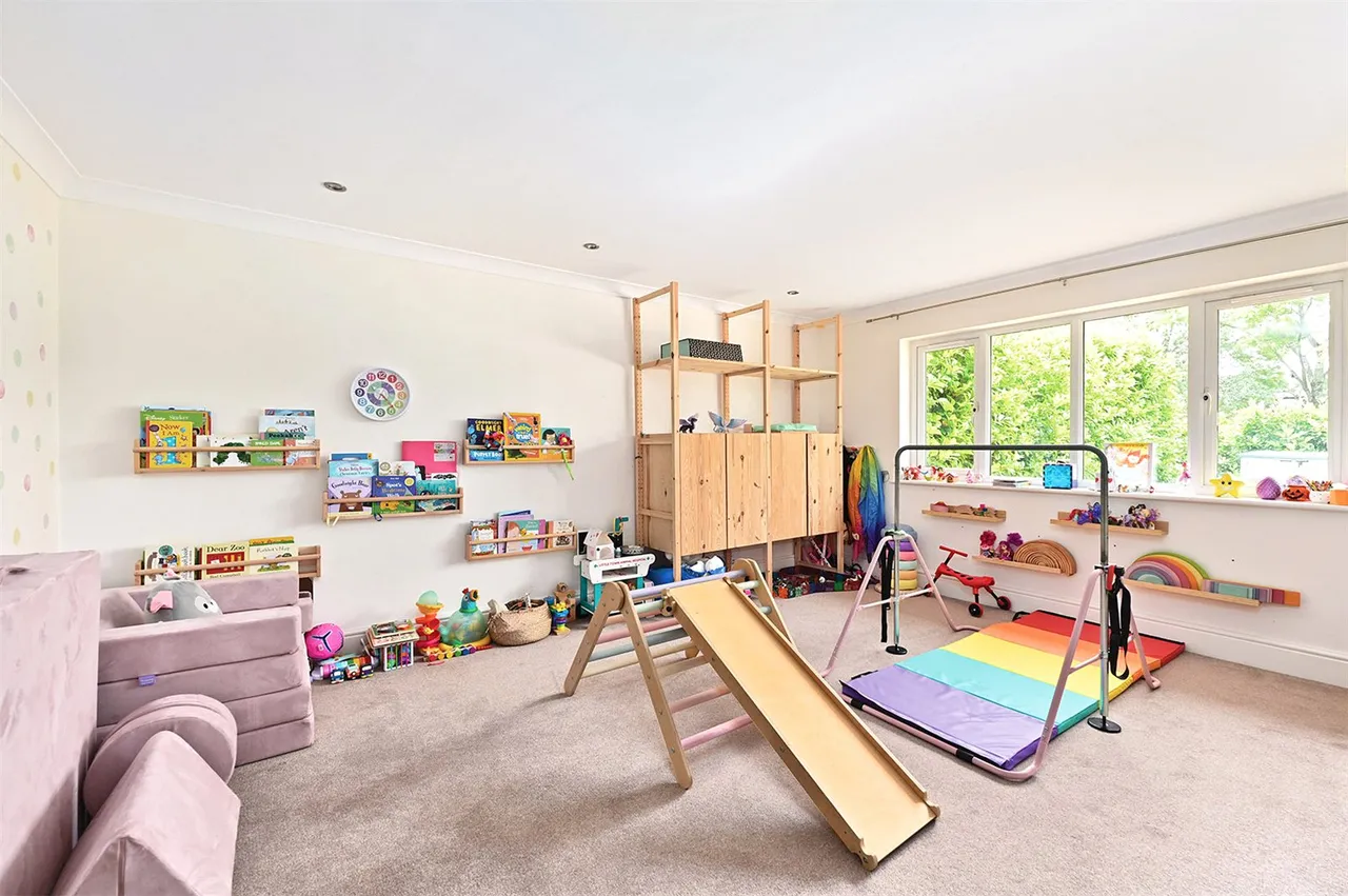 Reading Road, Hook, RG27 9EA, photo 10