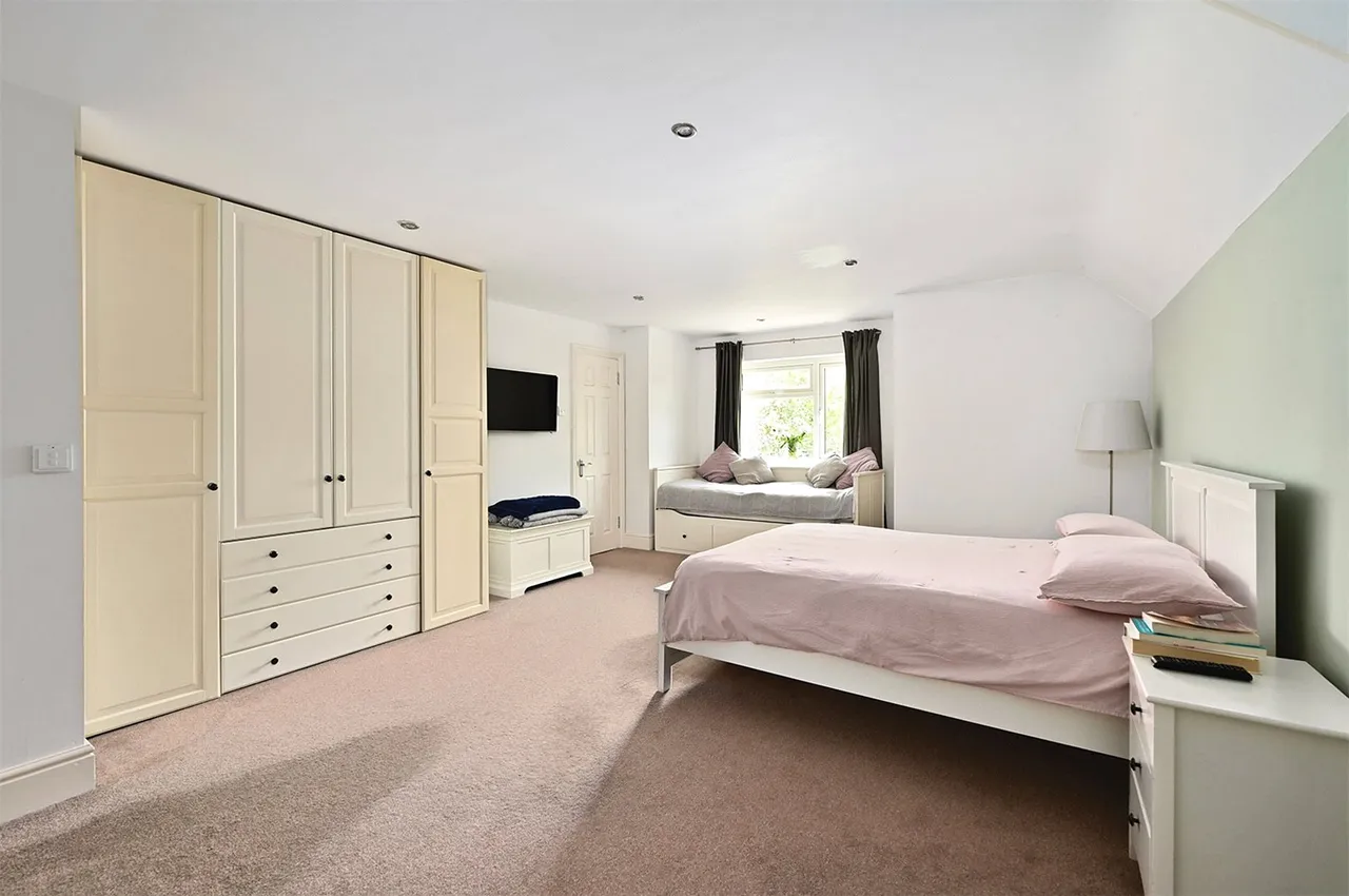 Reading Road, Hook, RG27 9EA, photo 9