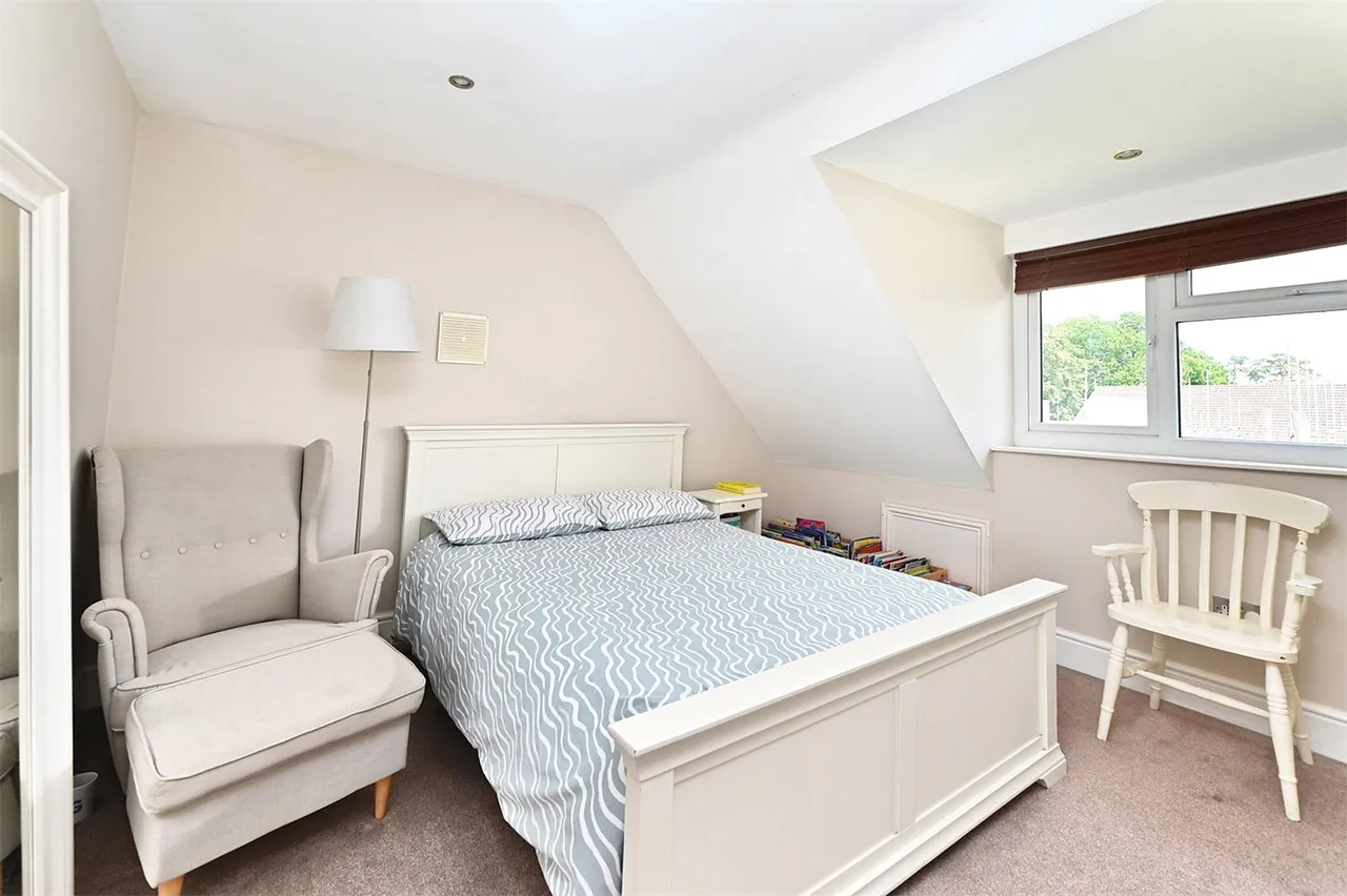 Reading Road, Hook, RG27 9EA, photo 14