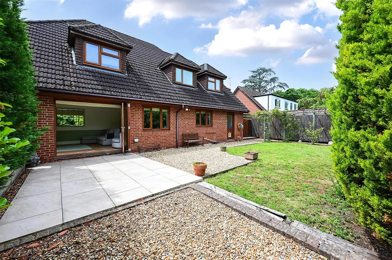 Reading Road, Hook, RG27 9EA, photo 20